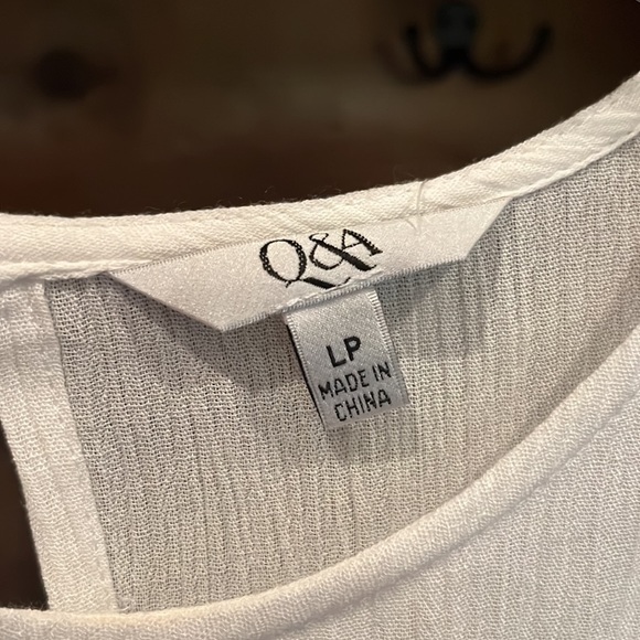 NWT LP white off the shoulder crop top from Stitch Fix - Picture 4 of 8